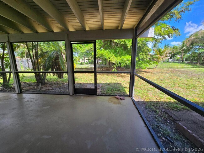 Building Photo - 3921 NW 114th Ave