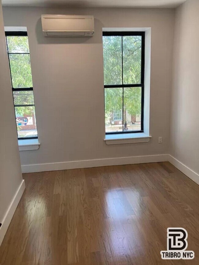 Building Photo - 0 bedroom in RIDGEWOOD NY 11385