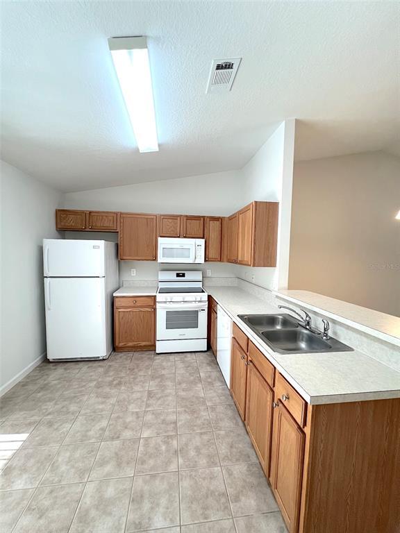 Building Photo - 20 Plateau Ln