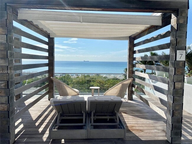Building Photo - 2301 Collins Ave