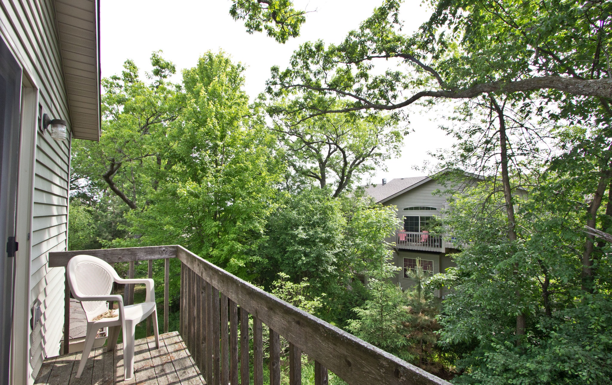 Balcony w'Wooded View - 500 Edwards Blvd