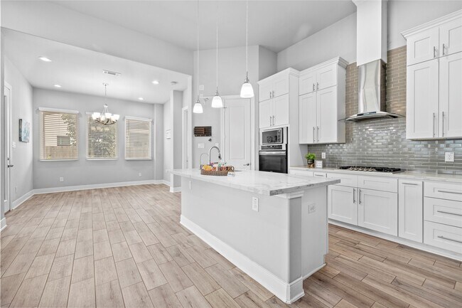 Building Photo - 8938 Intervale St