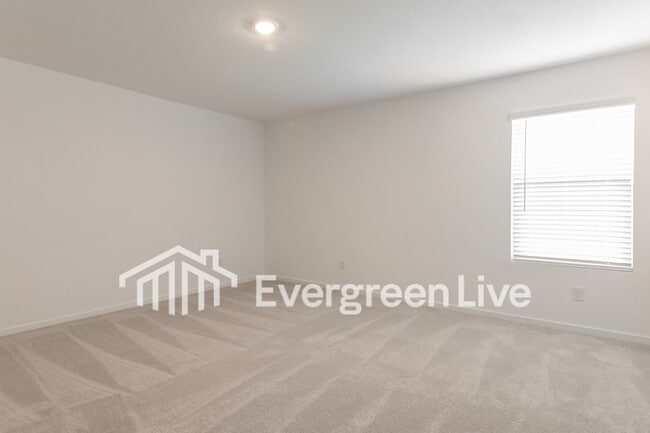 Building Photo - 6724 Haines Dr