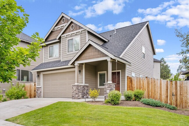 Building Photo - 60999 SE Geary Dr