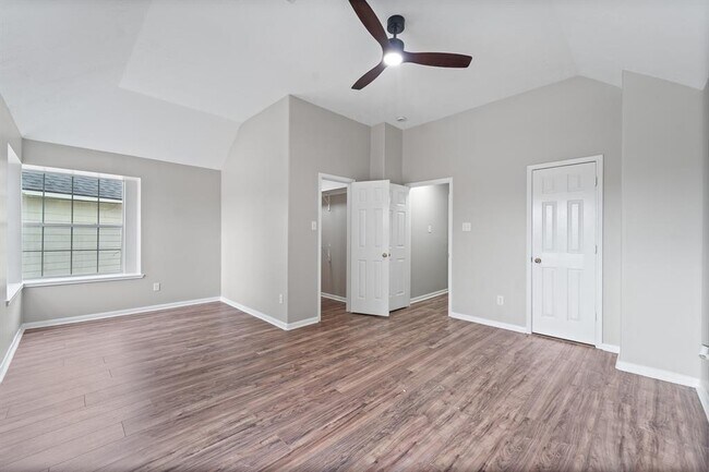 Building Photo - 7103 Biton Dr