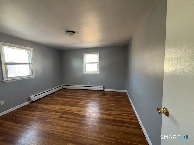 Building Photo - 95 Balsam Ave