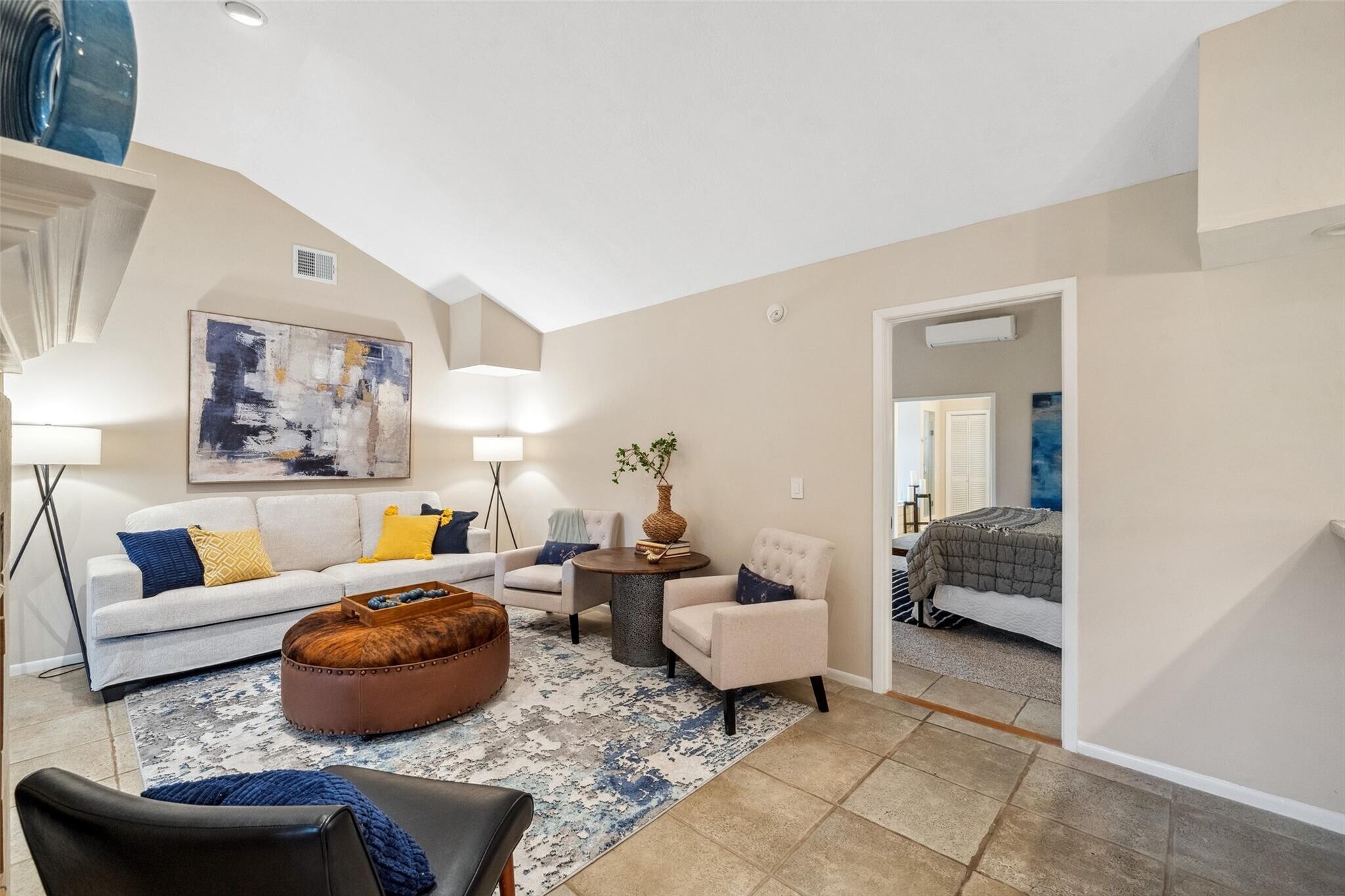 Building Photo - 1309 Martin St