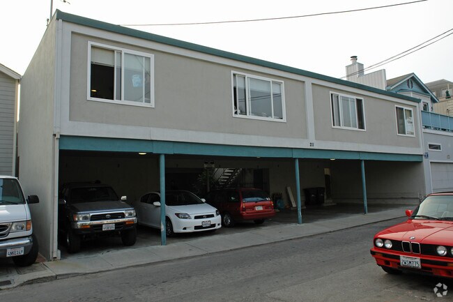 Primary Photo - 211 Stockton Ave