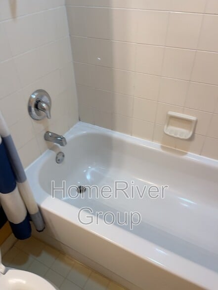 Building Photo - 4530 Botanical Pl Cir