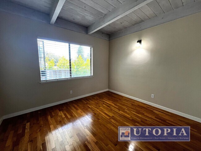 Building Photo - 416 Ocean View Ave