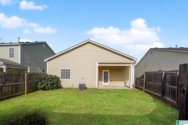 Building Photo - 5024 Kelly Creek St