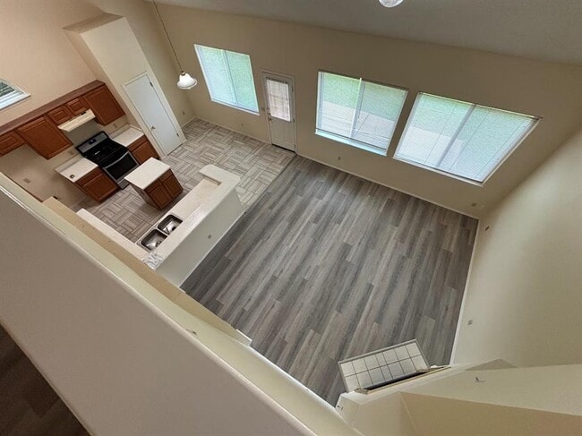 Building Photo - 10911 Grassmere Ct