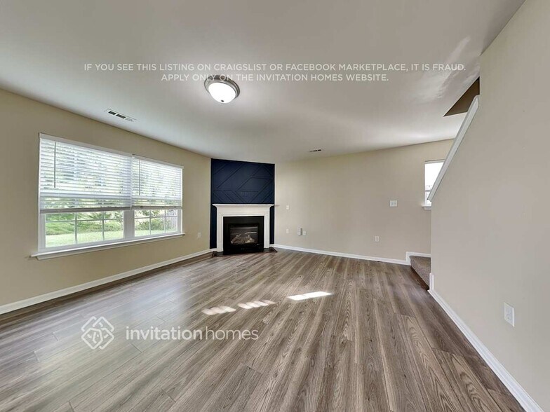 Building Photo - 12813 Settlers Trail Ct