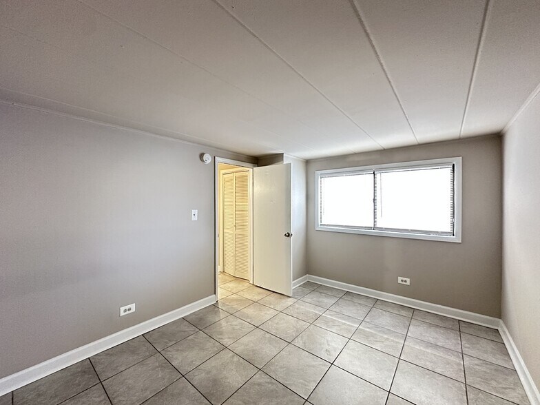 Building Photo - 3812 25th Ave