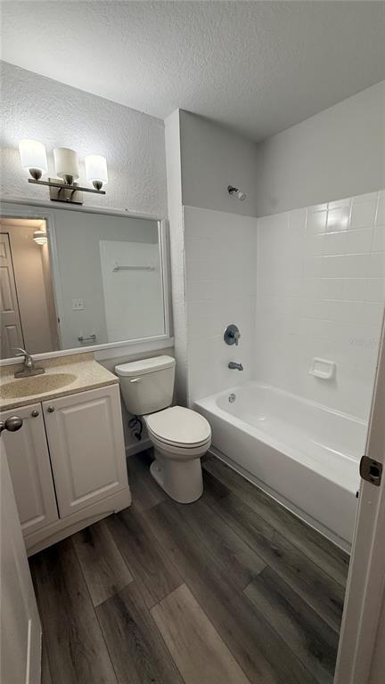 Building Photo - 850 S Tamiami Trl