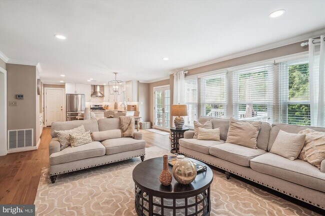 Building Photo - 8300 Centerbrook Pl