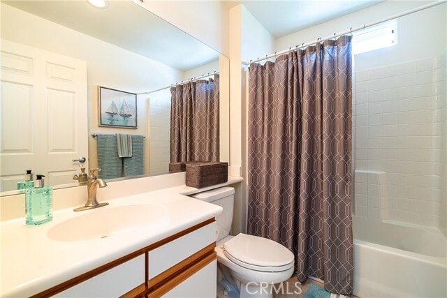 Building Photo - 1556 Hyannis Ln