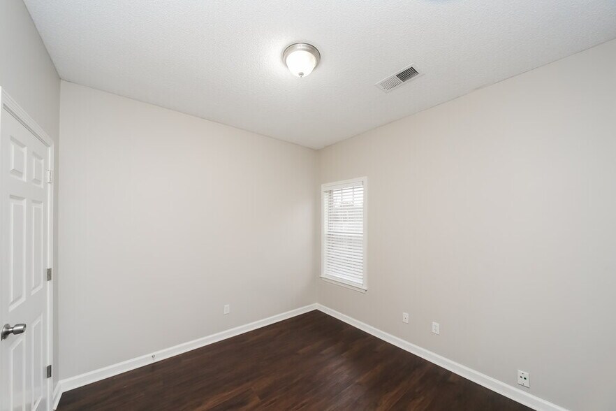 Building Photo - 2609 Wood Sage Dr