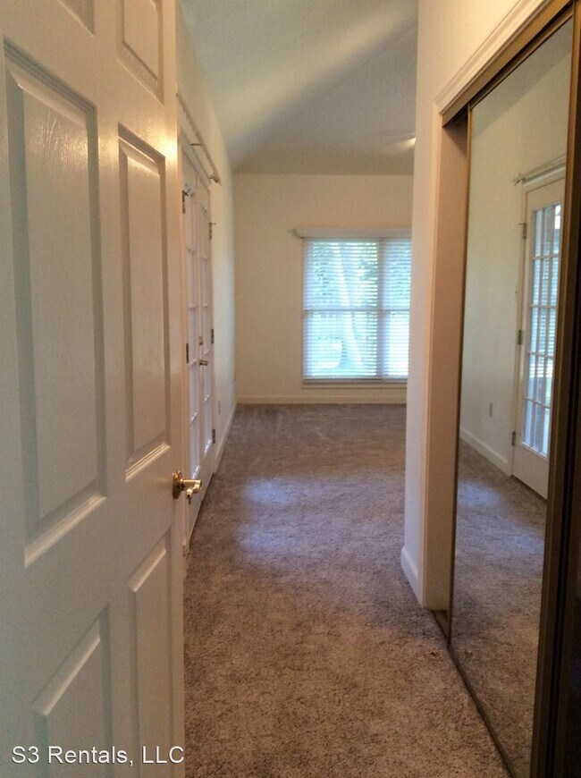 Building Photo - 4 br, 3 bath House - 2542 Brighton Circle