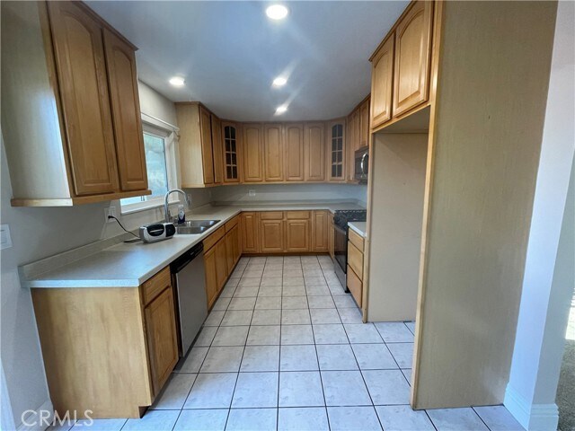 Building Photo - 14332 Thunderbird Cir