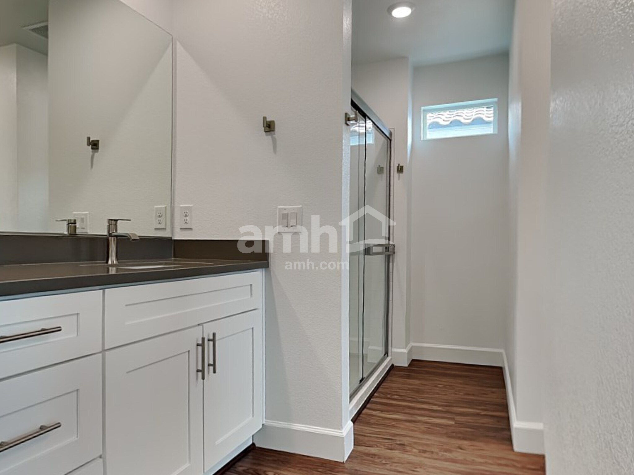 Building Photo - 9128 Ribbon Mdw Ct