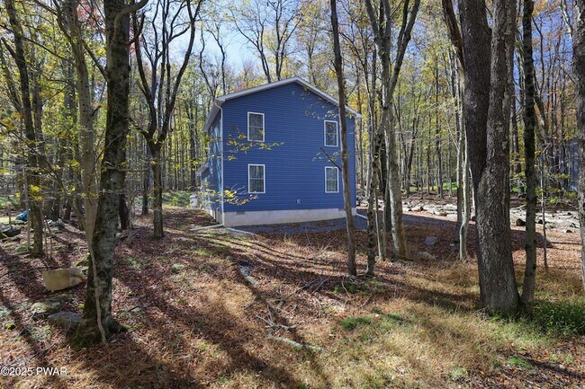 Building Photo - 1121 Cobblewood Rd