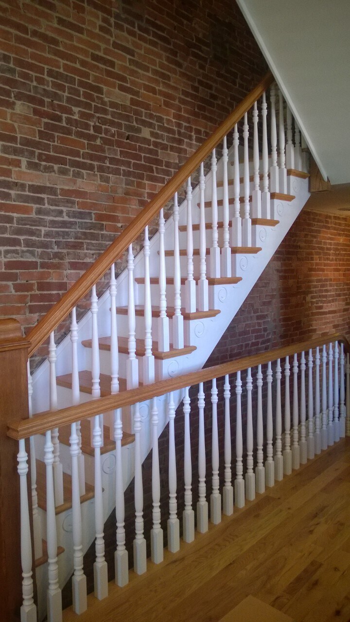 2nd Floor Staircase - 1339-2 W North Ave