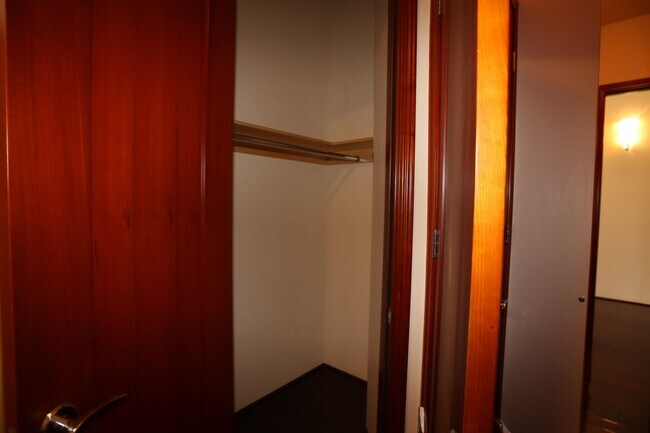 Building Photo - Loft at Waikiki - 2 Bdrm/2 Bath/2 Prkg - $4,500