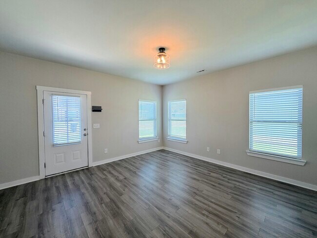Building Photo - 219 Cotton Bayou Dr