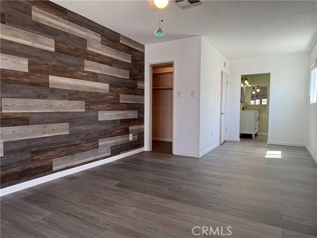 Building Photo - 5691 Vonnie Ln