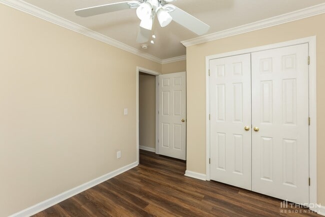 Building Photo - 9 Big Horn Ct