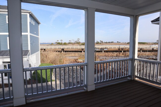 Building Photo - 38893 Verandah Bay Drive