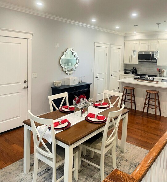 Building Photo - 102 Neponset Ave