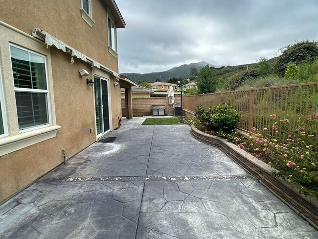 Building Photo - 3502 RAWLEY ST CORONA 92882 (5 BED / 3.5 B...