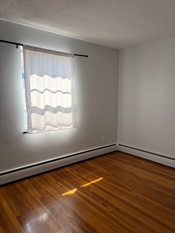 Building Photo - 685 Moody St