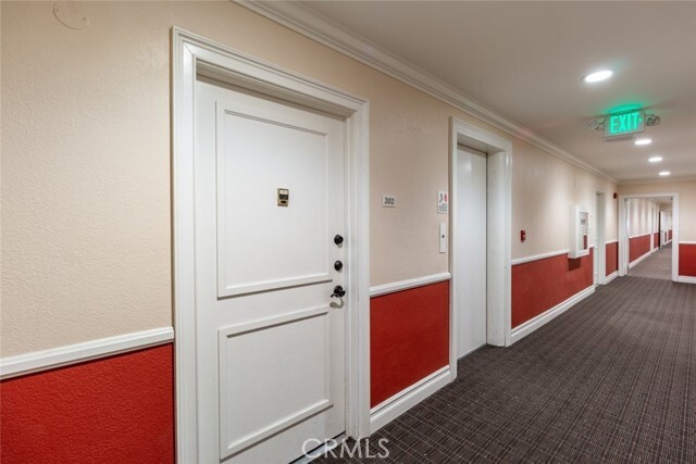 Building Photo - 15344 Weddington St