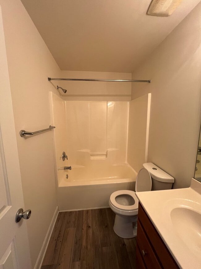 Building Photo - 3 Bd/2 Ba Home in Reid Meadows