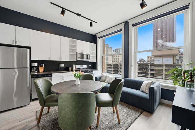 Building Photo - 417 S Dearborn St