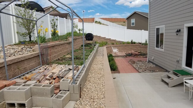 Building Photo - 8344 Firecracker Trail