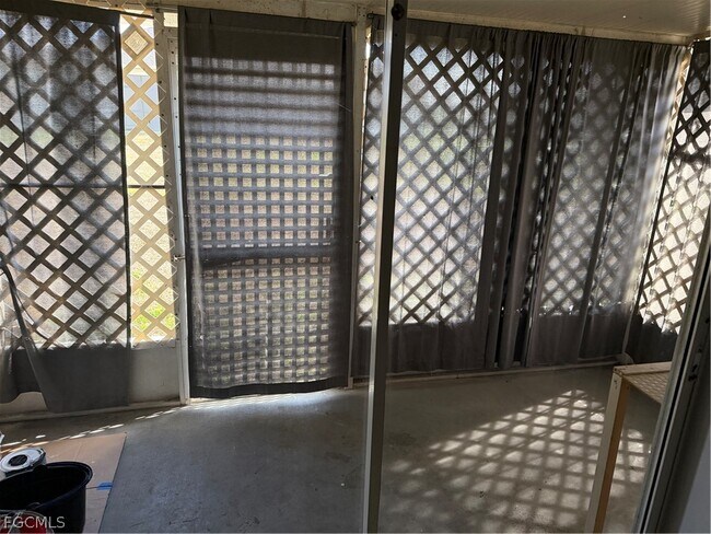 Building Photo - 4928 Leonard Blvd S