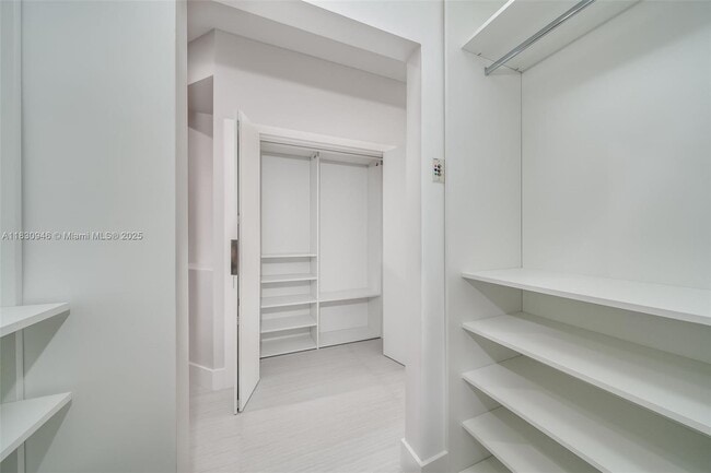 Building Photo - 1212 Camellia Ln