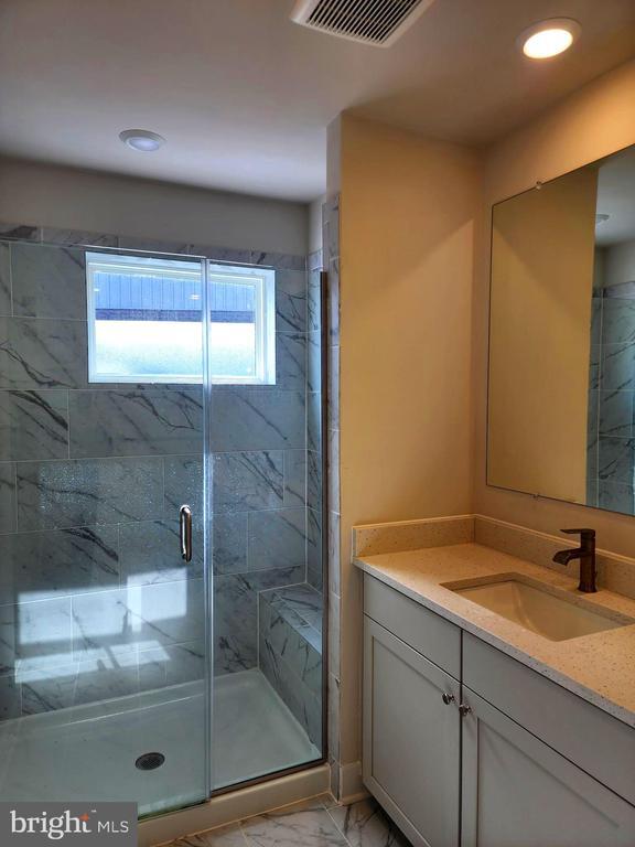 Building Photo - 11532 Kirkleigh Dr