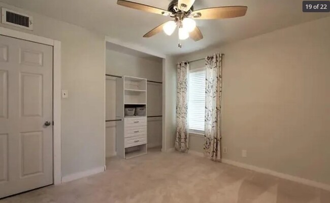 Building Photo - 334 Senova Dr