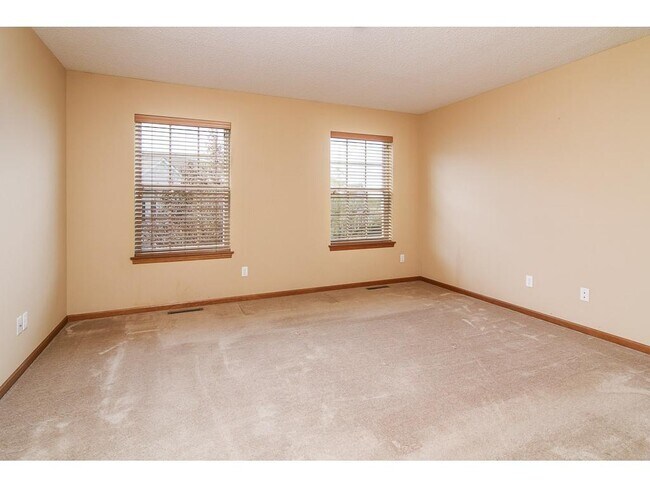 Building Photo - 681 Cobblestone Way