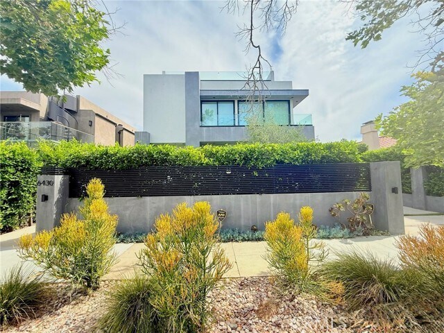 Building Photo - 6430 Drexel Ave