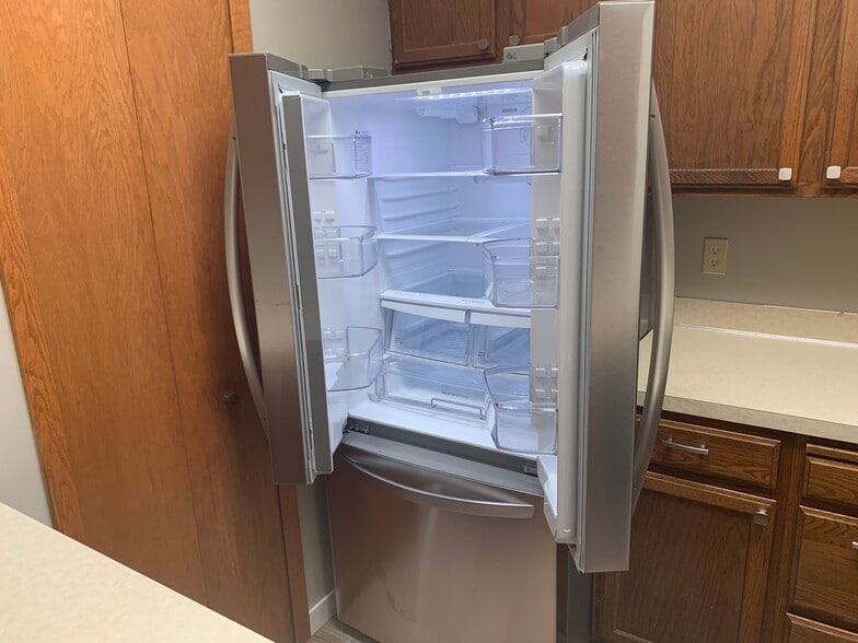 Kitchen - 2044 Bradley St