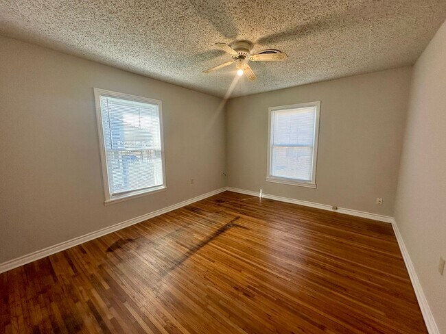 Building Photo - 2612 Alice Ave