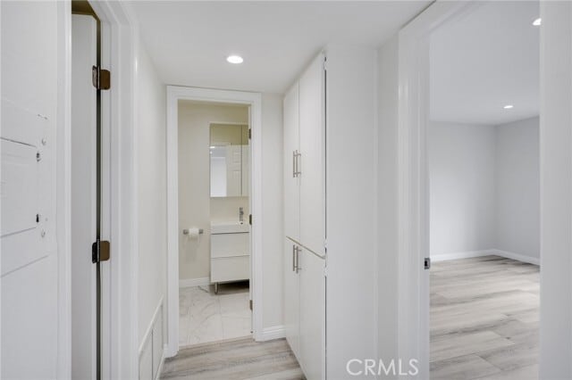 Building Photo - 330 N Jackson St