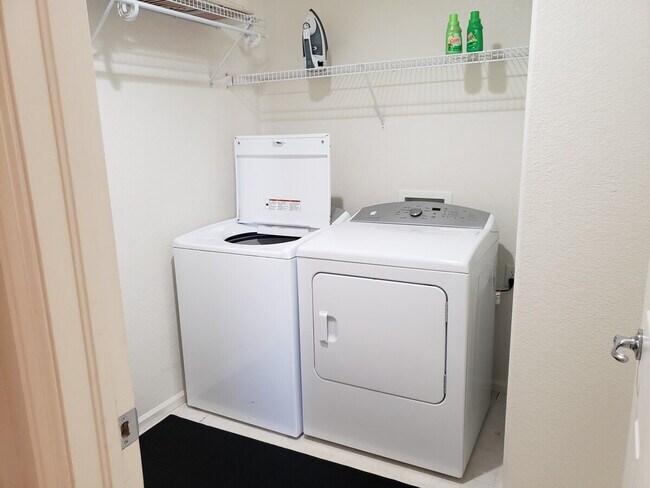 Building Photo - 11987 Bolton Dr