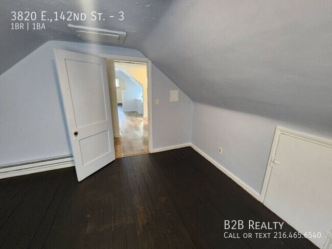 Building Photo - 3820 E 142nd St